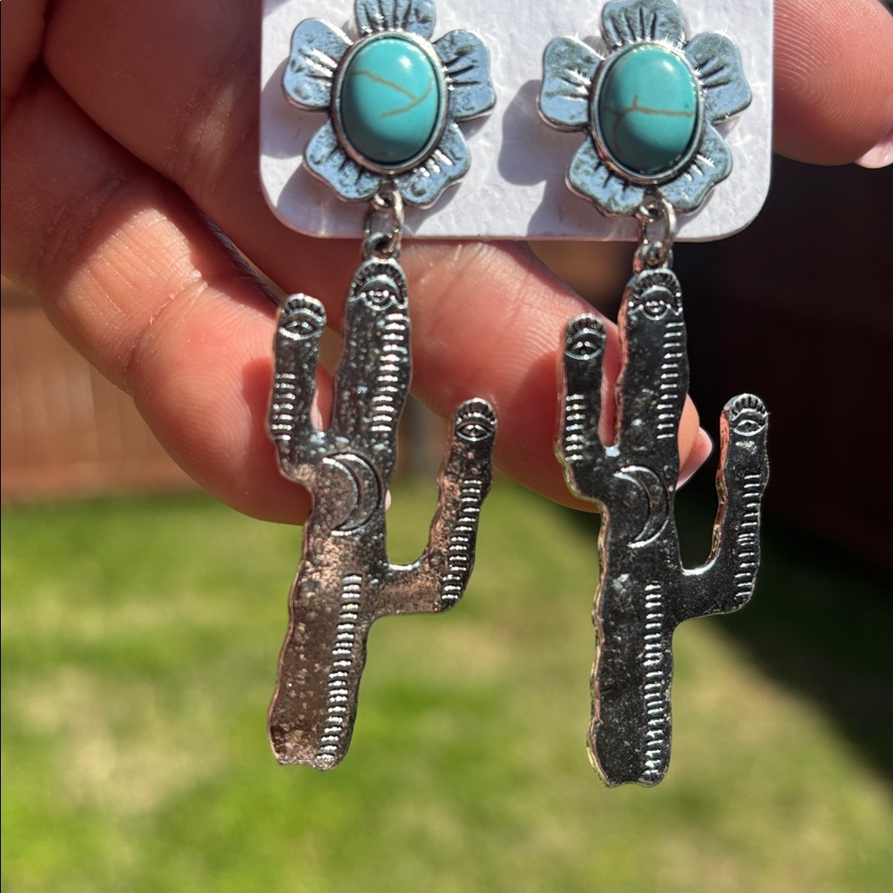 Wish Turquoise Flower Cactus Dangle Earrings - Silver Tone - Picture 4 of 4